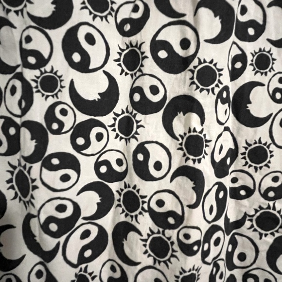 TopShop cropped button down - Picture 2 of 3